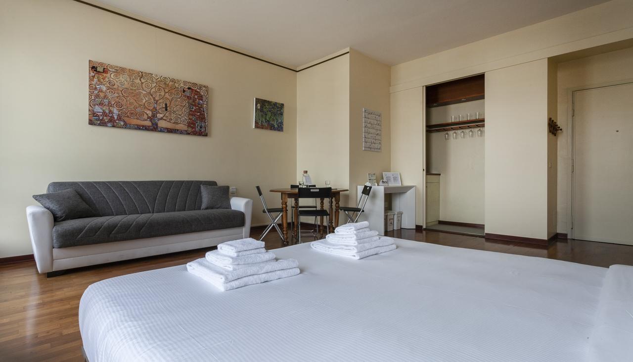 Italianway-Santo Stefano 5 Lägenhet Milano Exteriör bild